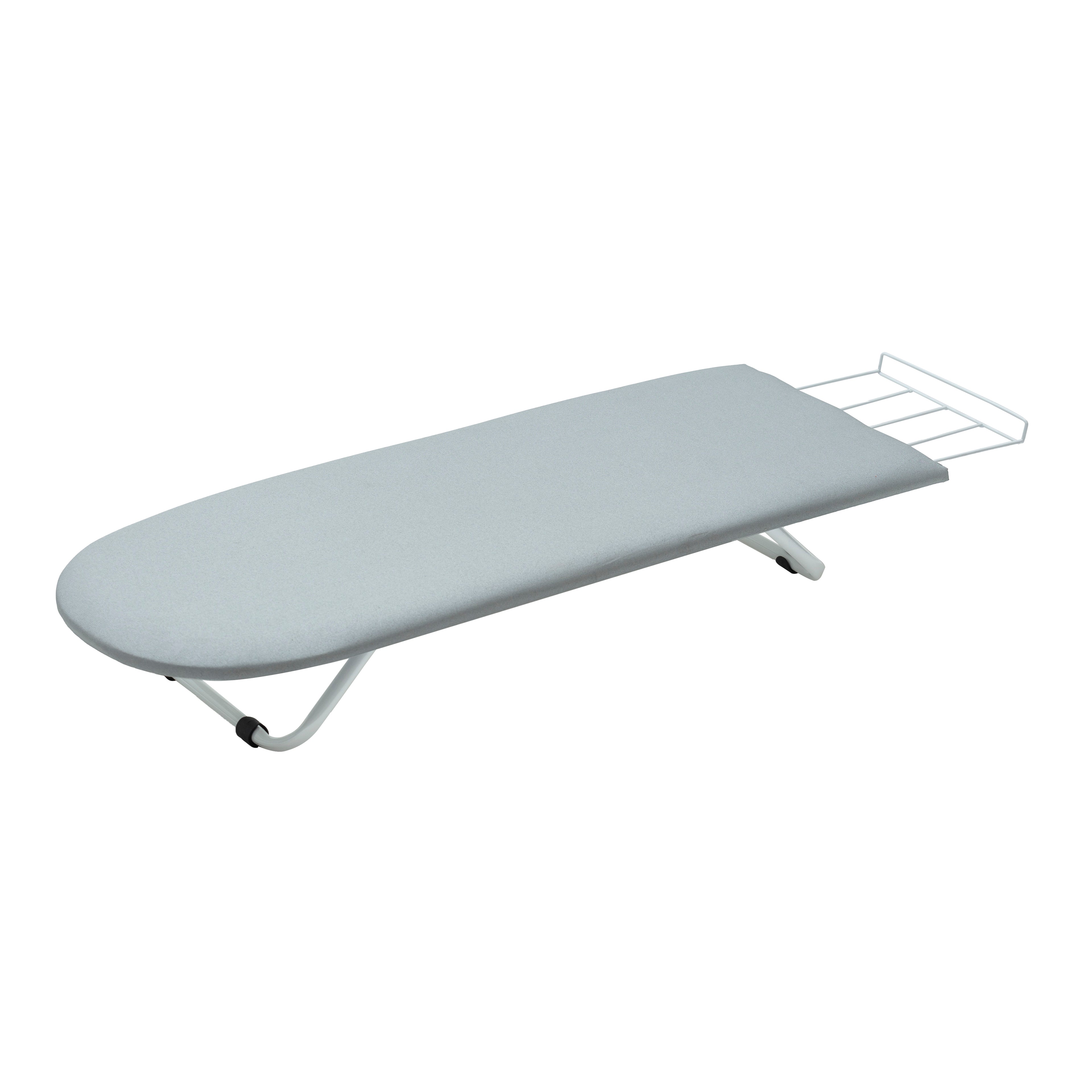 Mesa de Passar Roupas Portátil de Mesa Passe Facilite Suas Viagens e Otimize Espaço com Suporte para Ferro e Pernas Dobráveis Aço Machado