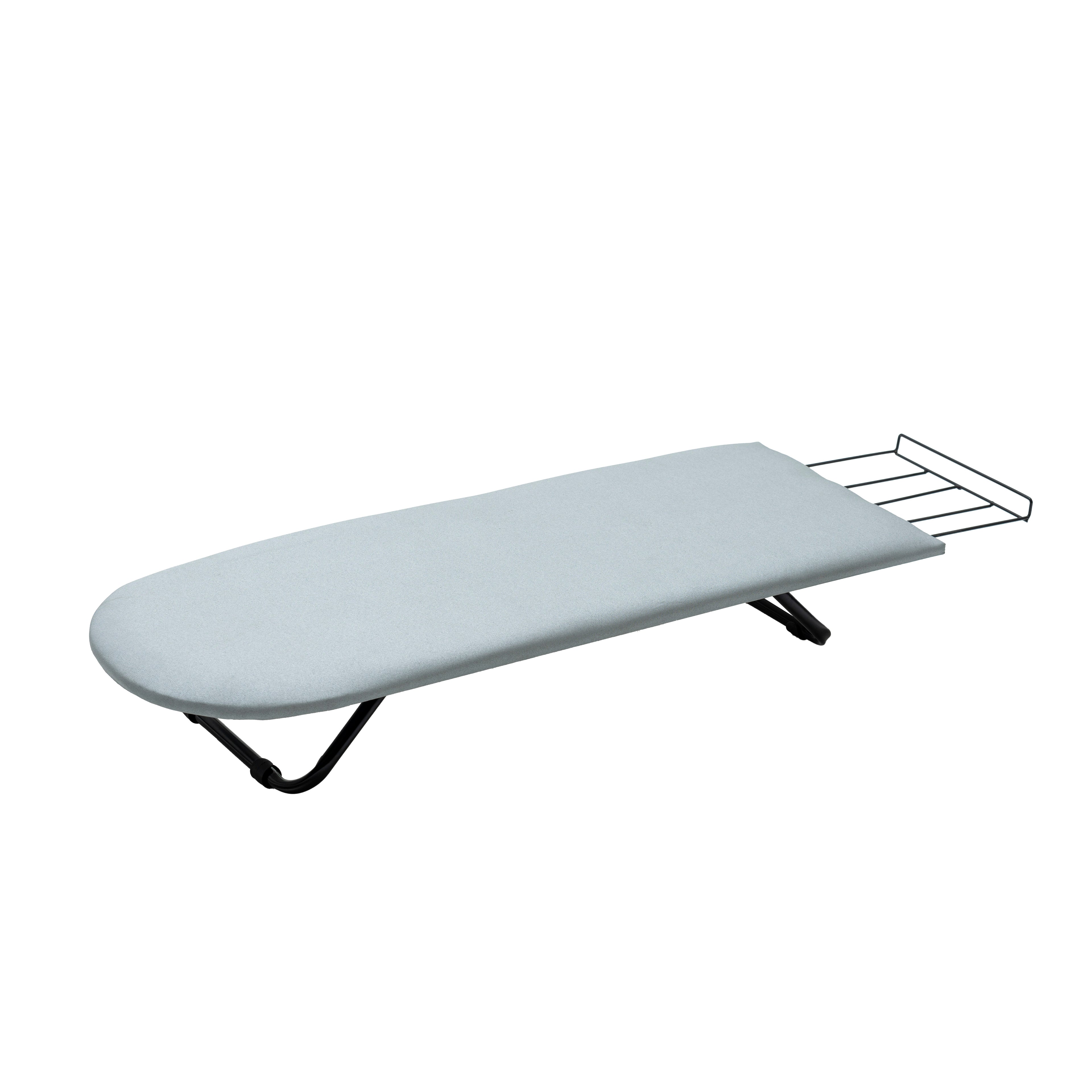 Mesa de Passar Roupas Portátil de Mesa Passe Facilite Suas Viagens e Otimize Espaço com Suporte para Ferro e Pernas Dobráveis Aço Machado